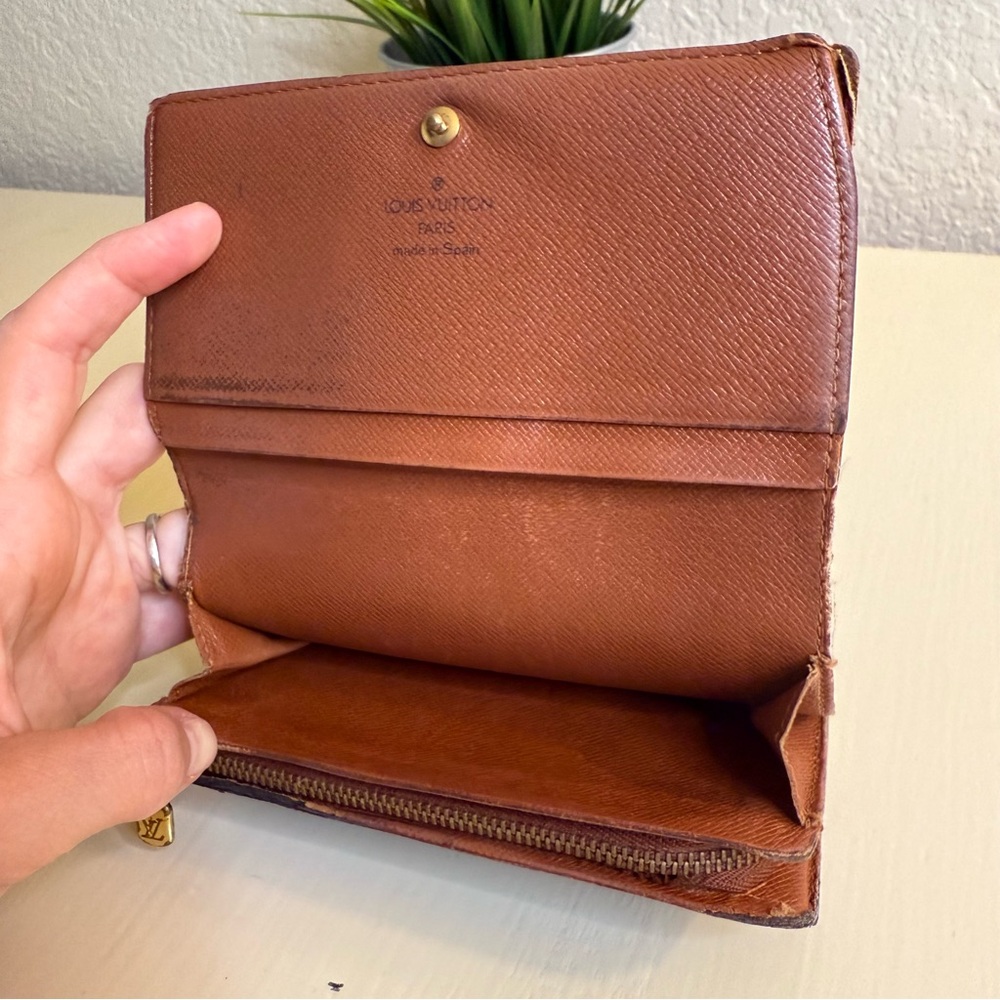 PROJECT WALLET - Louis Vuitton Monogram Tressor Wallet - Picture 8 of 10